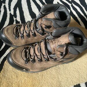 Vasque Women's Waterproof Hiking Boot -- US 9